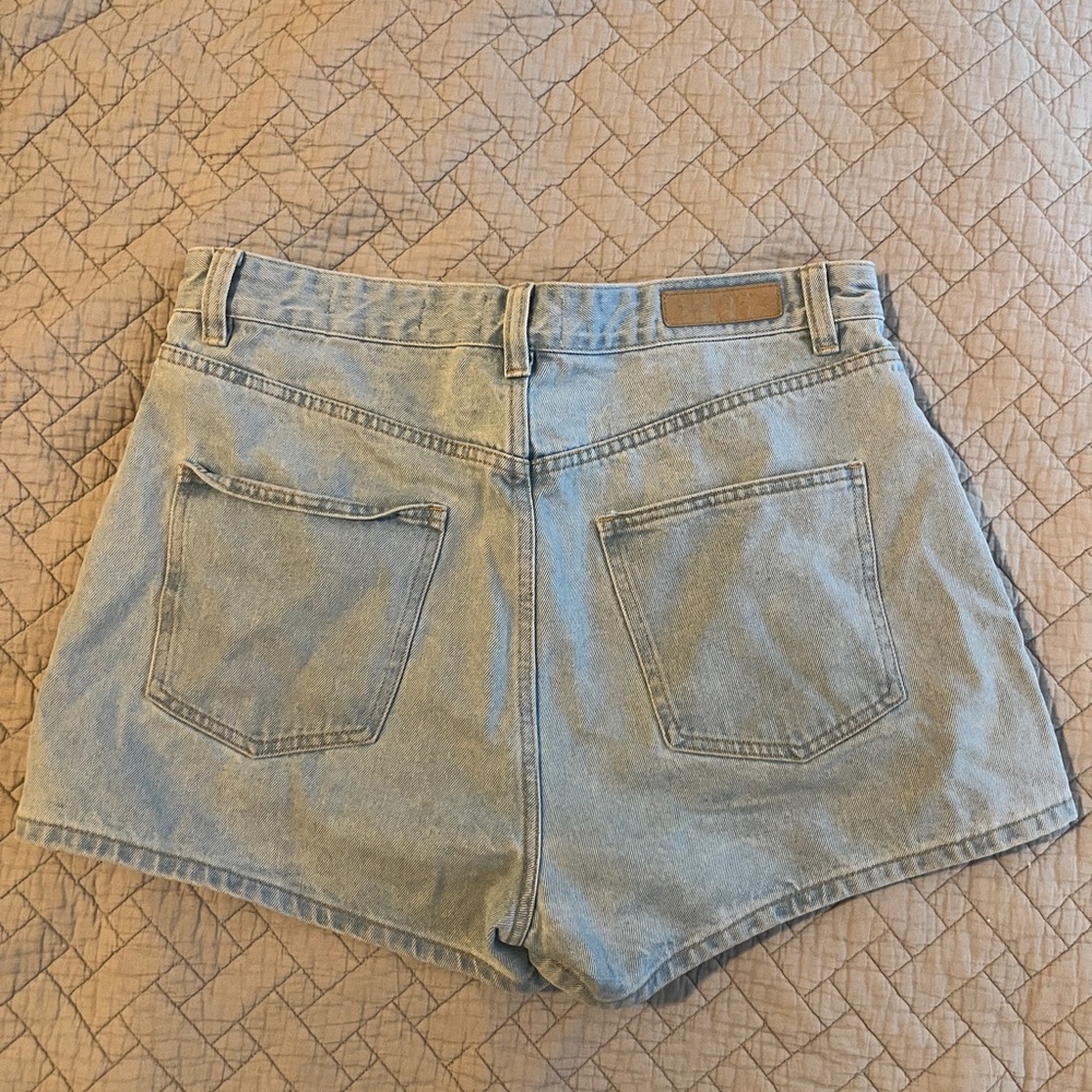 High rise shorts